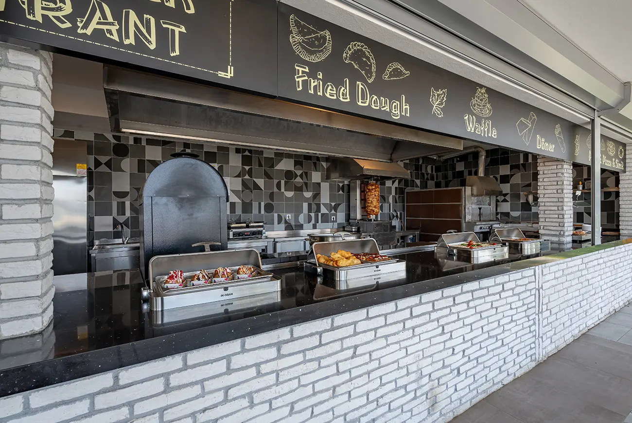 Snack Bar Ala Carte Restaurant