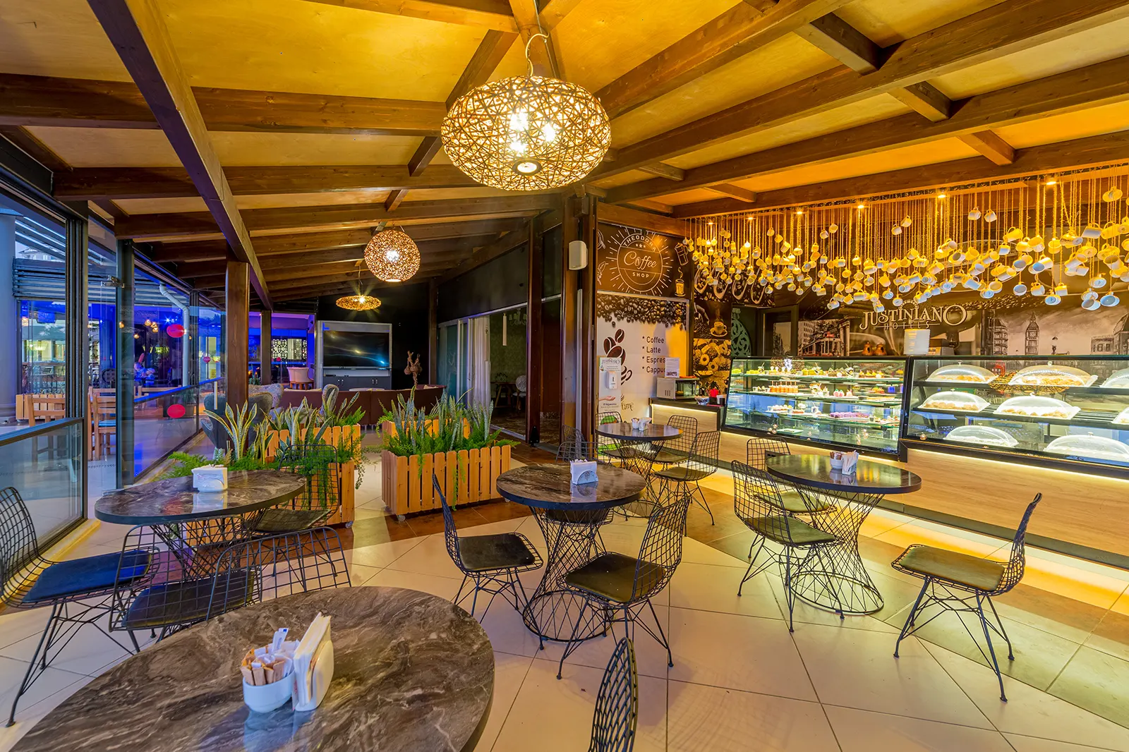 Ala Carte Restaurant